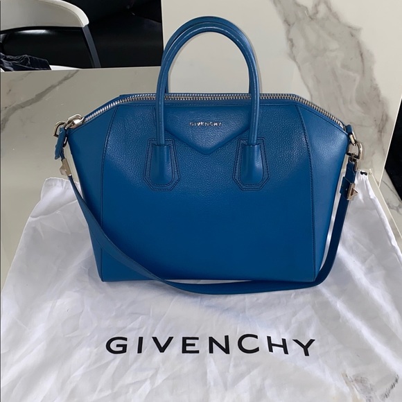 Givenchy Electric Blue Large Antigona Leather Handbag - Picture 13 of 13